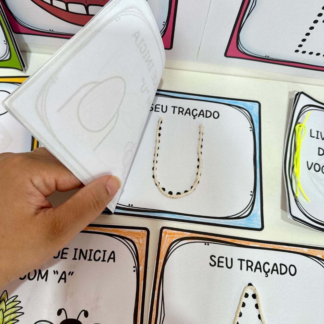 Livrinho Vogais - Imagem 5