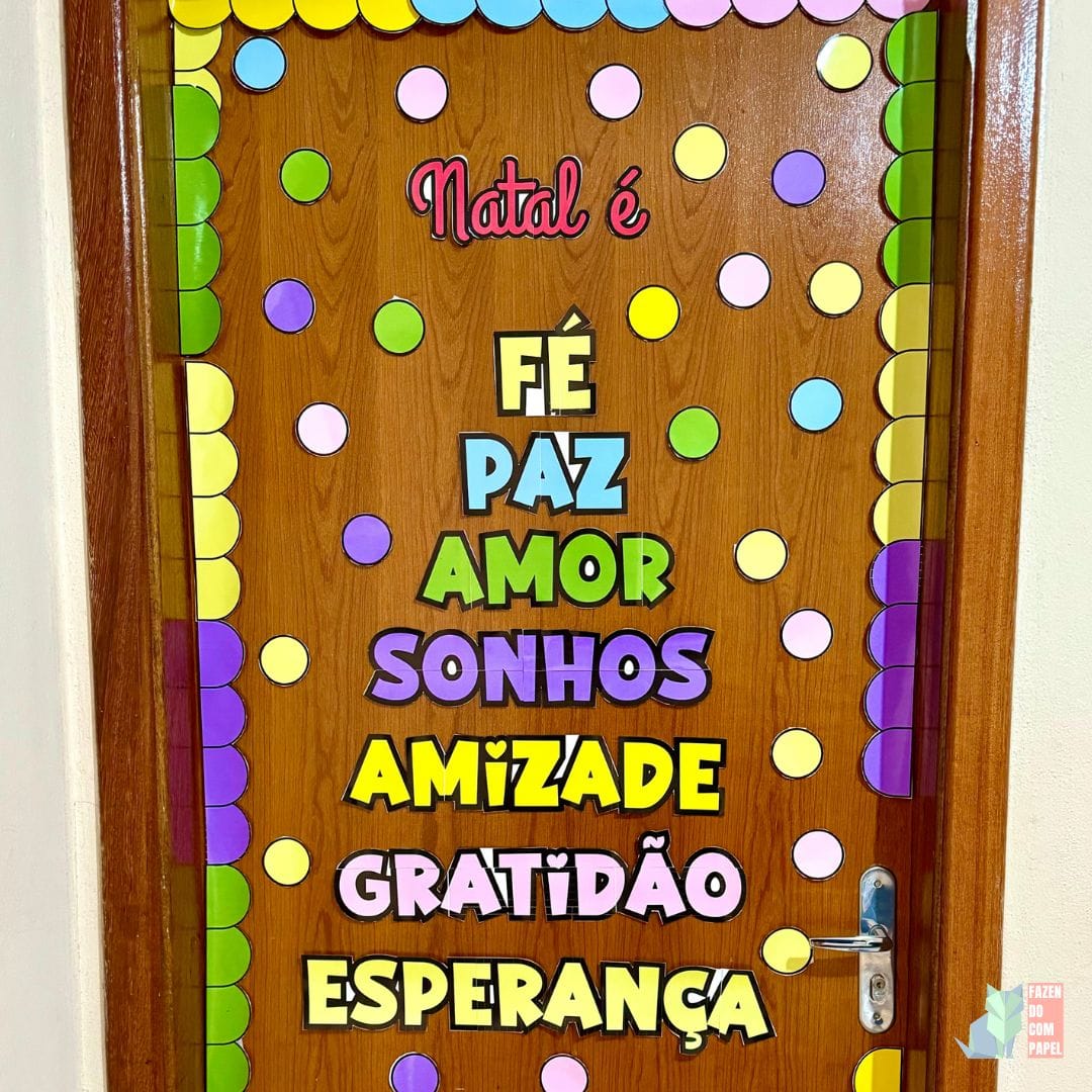 Decoração de Porta Natal - Imagem 2